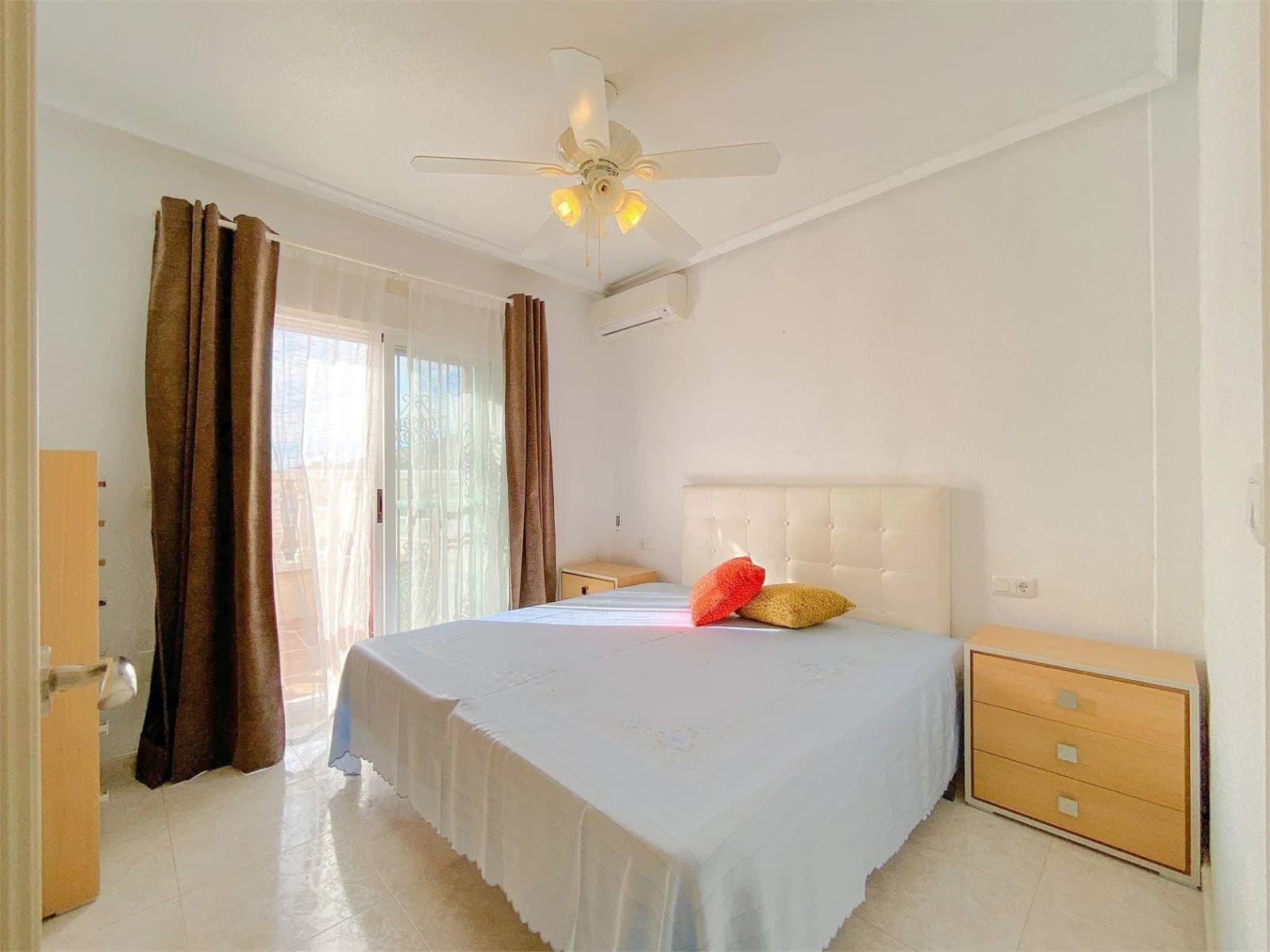 Villa de 3 chambres à vendre à Torrevieja, Alicante - Image 2