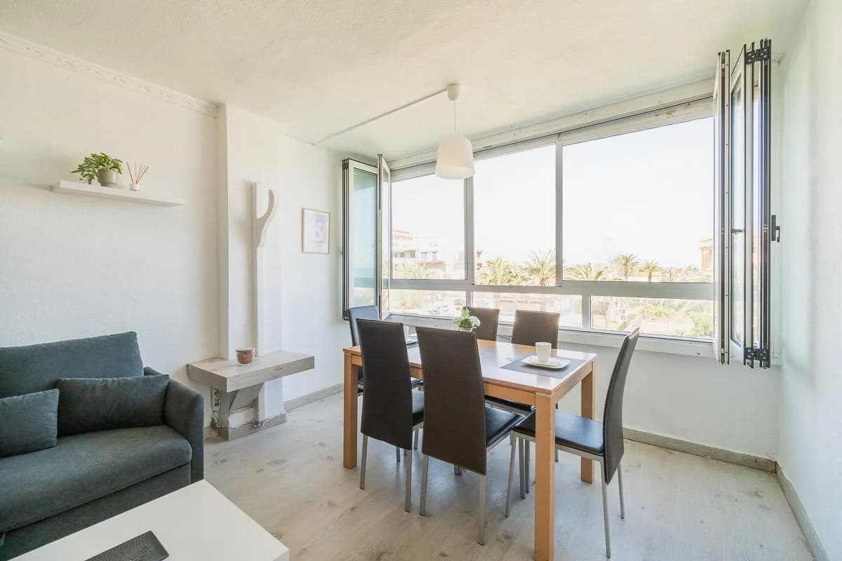 Apartment de 2 chambres à vendre à Torrevieja, Alicante - Image 2