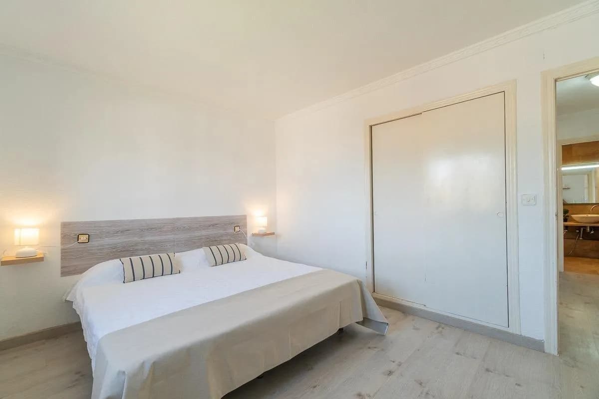 Apartment de 2 chambres à vendre à Torrevieja, Alicante - Image 3