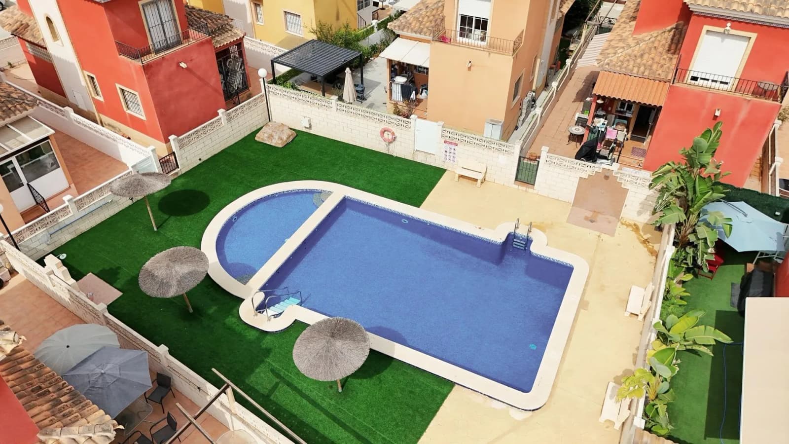 Villa de 3 chambres à vendre à Torrevieja, Alicante