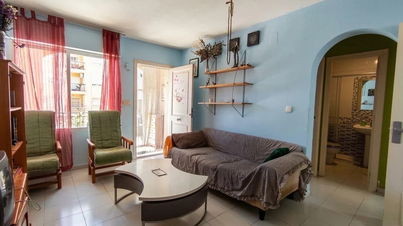 Bungalow de 2 chambres à vendre à Torrevieja, Alicante - Image 4