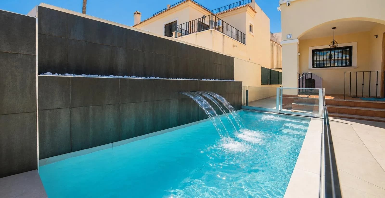 Villa de 4 chambres à vendre à Torrevieja, Alicante