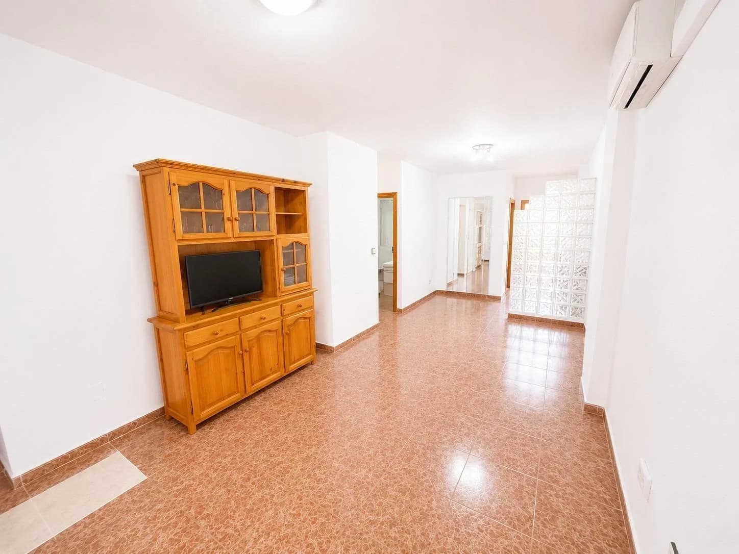 Apartment de 3 chambres à vendre à Torrevieja, Alicante - Image 2