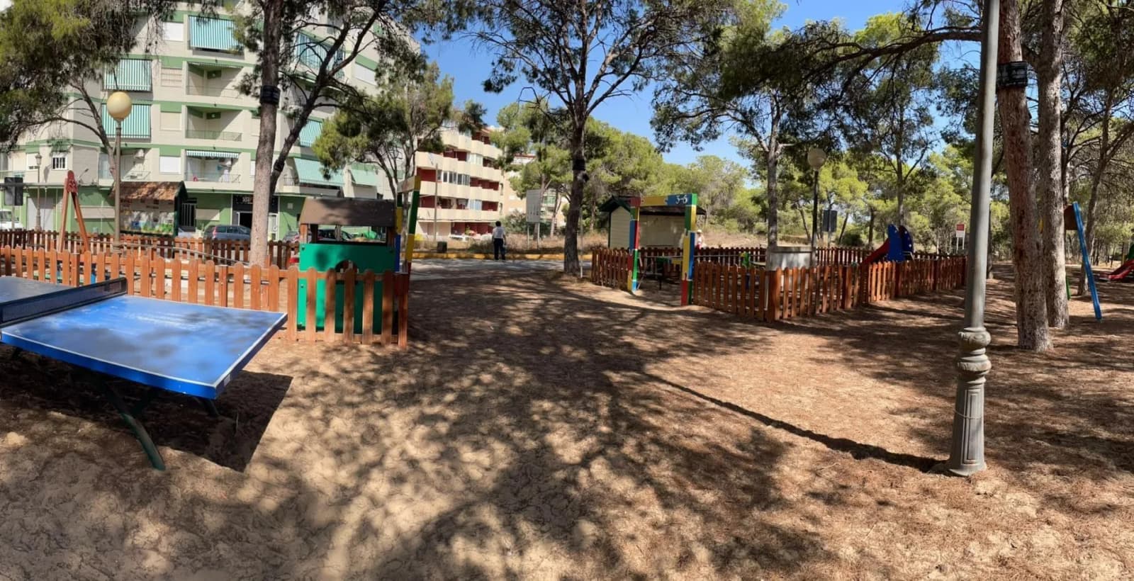 4 Bedroom Apartment for Sale in Torrevieja, Alicante - Image 2