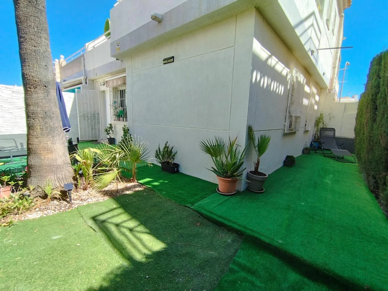 Terraced House In Torrevieja - Image 2