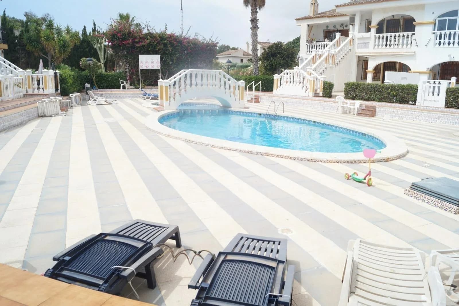 Bungalow de 2 chambres à vendre à Orihuela Costa, Alicante - Image 5