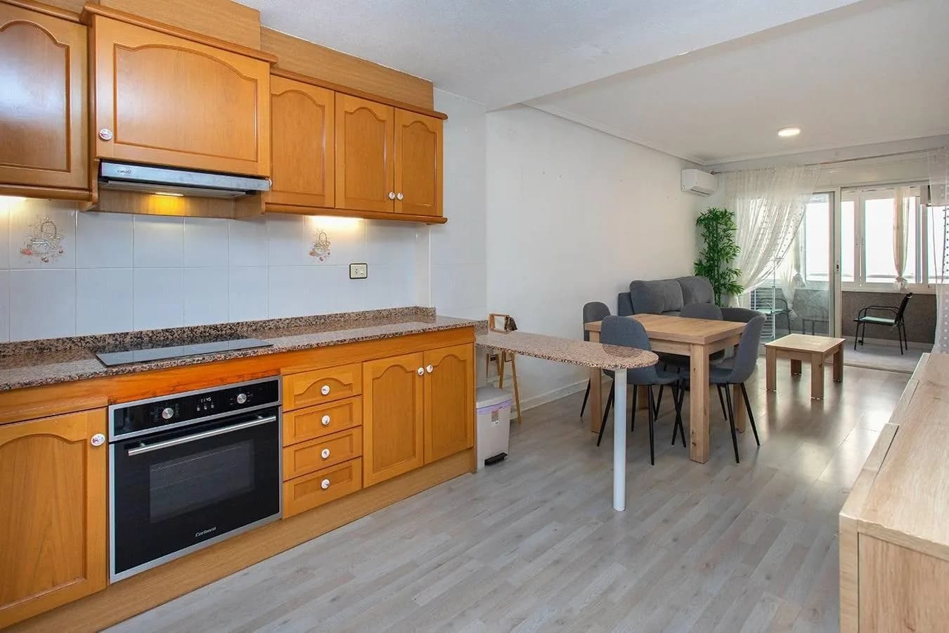 Apartment met 2 slaapkamers te koop in Torrevieja, Alicante - Image 5