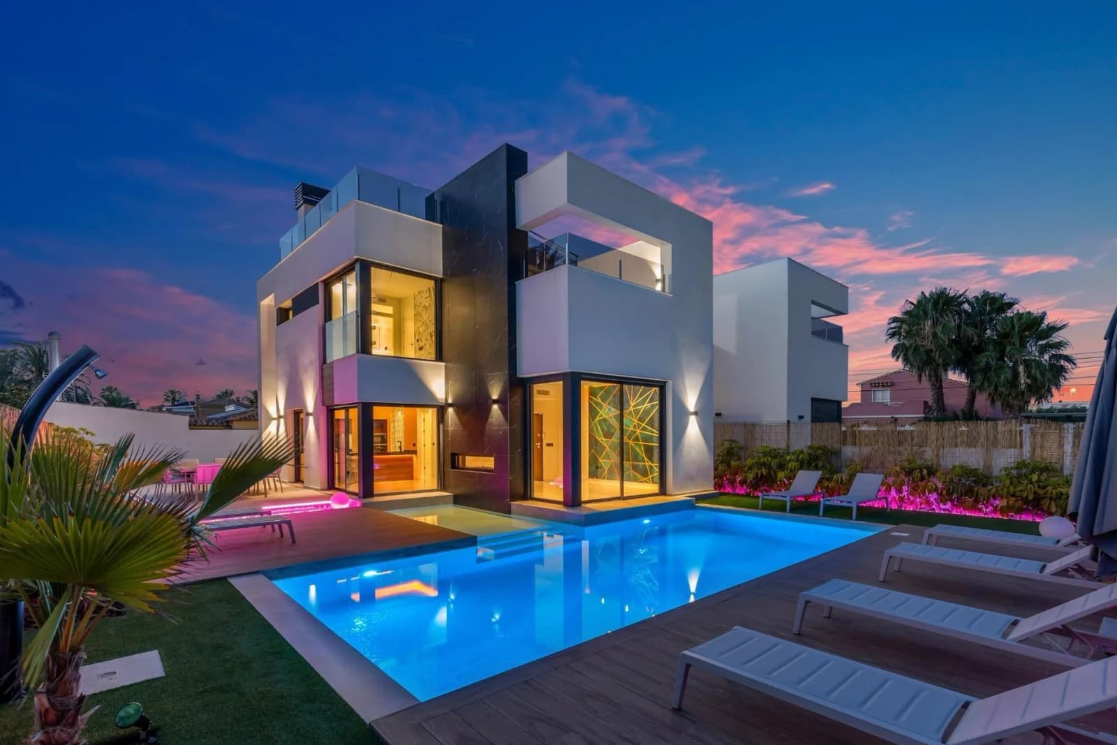 Villa met 3 slaapkamers te koop in Torrevieja, Alicante