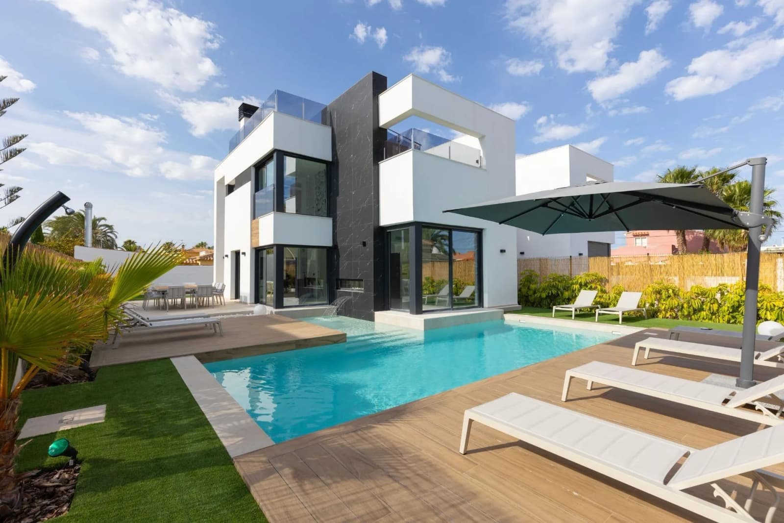 Villa met 3 slaapkamers te koop in Torrevieja, Alicante - Image 4