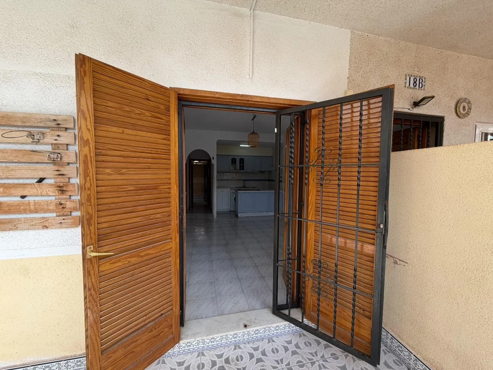 Apartment de 2 chambres à vendre à Torrevieja, Alicante - Image 4