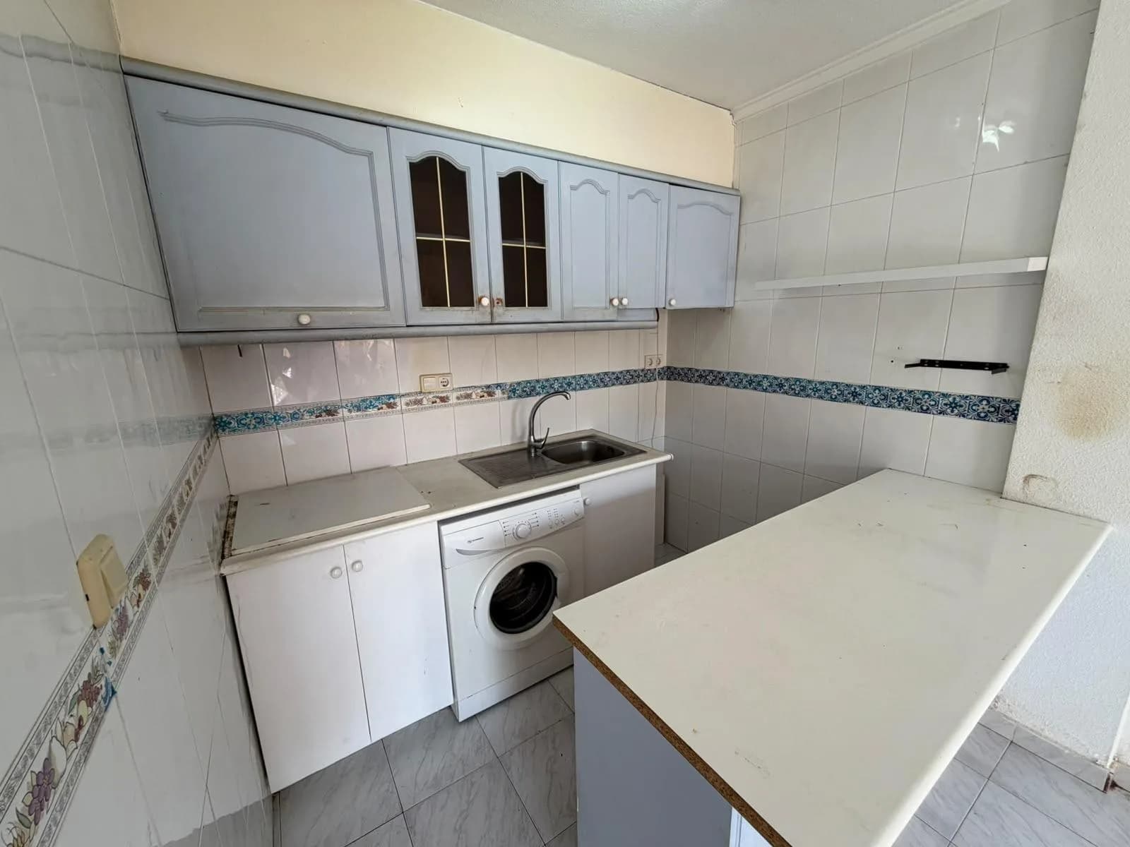 Apartment de 2 chambres à vendre à Torrevieja, Alicante - Image 9