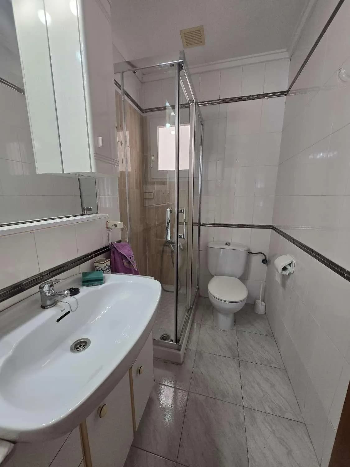 3 Bedroom Apartment for Sale in Torrevieja, Alicante - Image 6