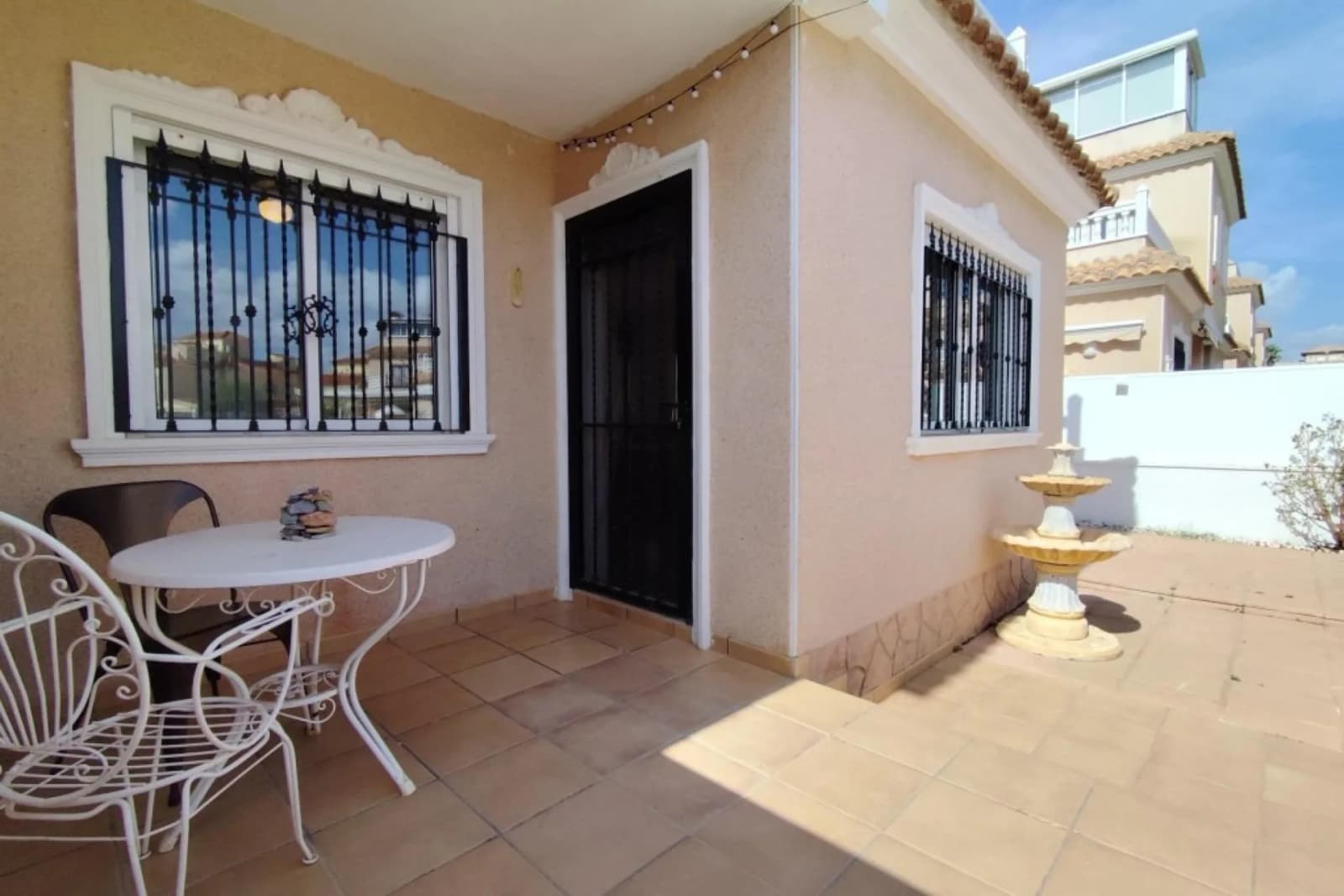 Bungalow met 3 slaapkamers te koop in Orihuela Costa, Alicante - Image 4