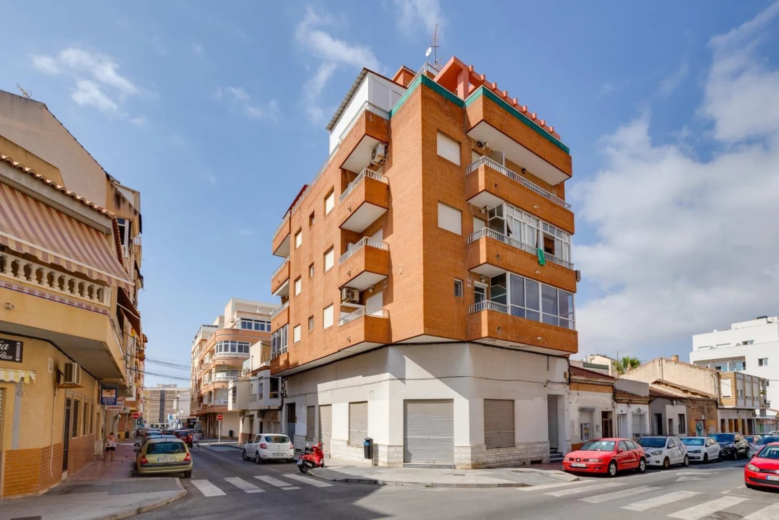 Apartment de 2 chambres à vendre à Torrevieja, Alicante - Image 2