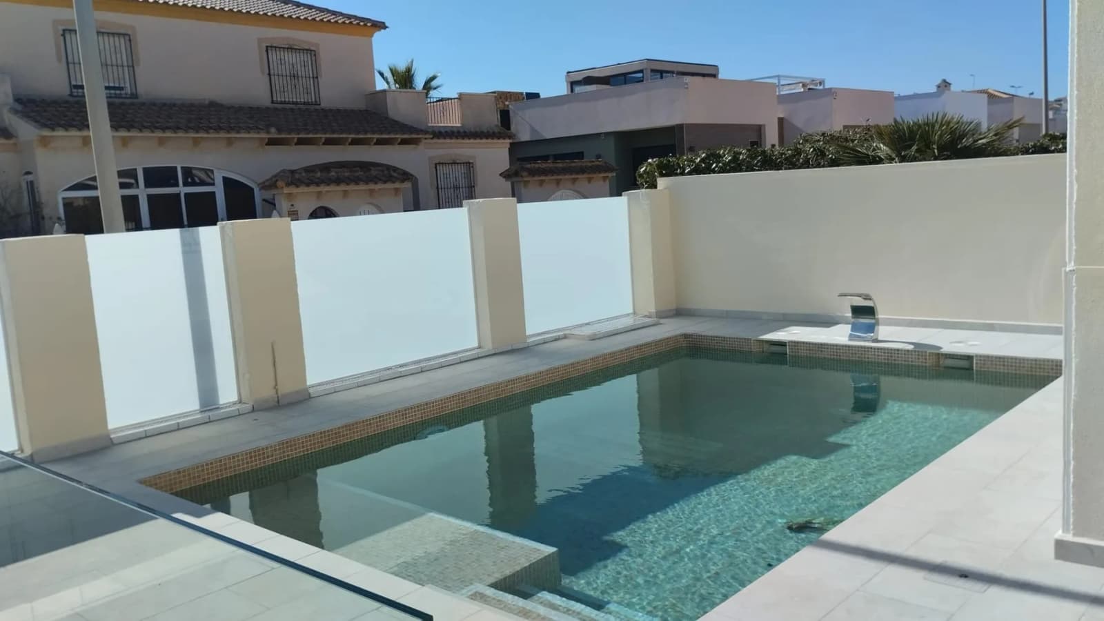 Villa met 2 slaapkamers te koop in Torrevieja, Alicante - Image 3
