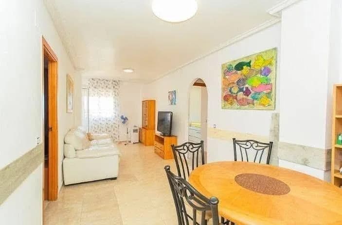 Apartment de 3 chambres à vendre à Torrevieja, Alicante