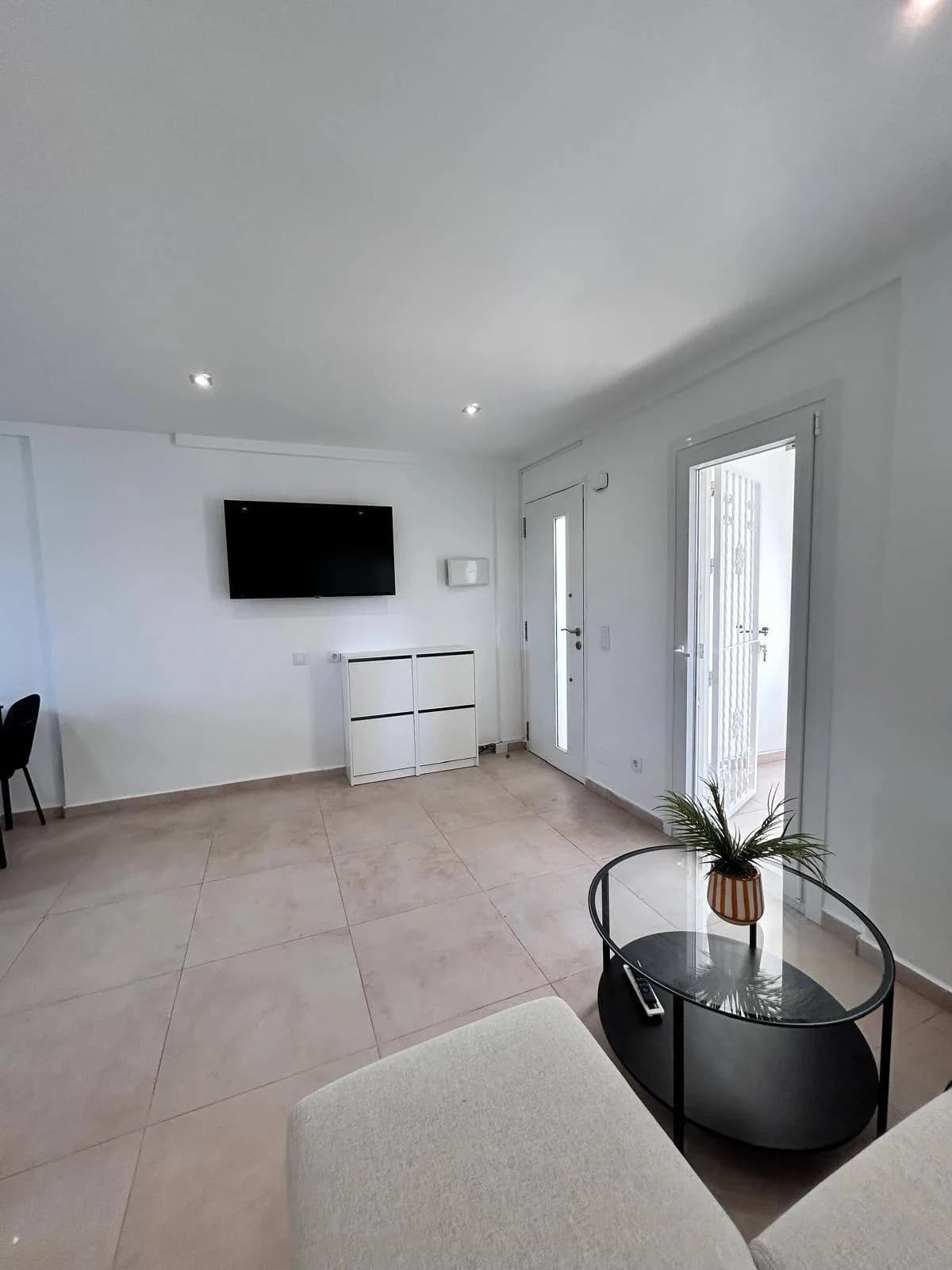 2 Bedroom Apartment for Sale in Orihuela Costa, Alicante - Image 4