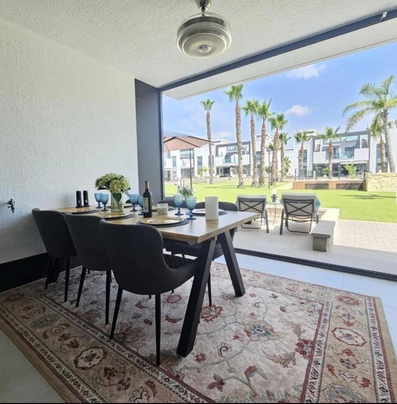 Apartment de 2 chambres à vendre à Guardamar del Segura, Alicante - Image 2