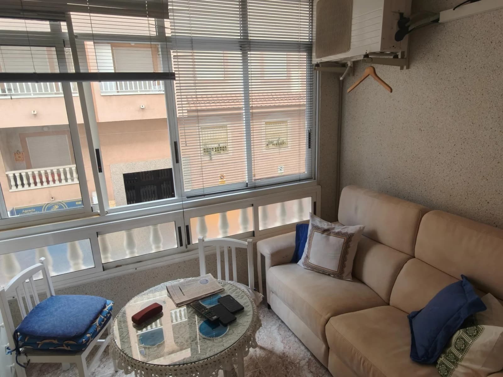 Apartment de 2 chambres à vendre à Torrevieja, Alicante - Image 2