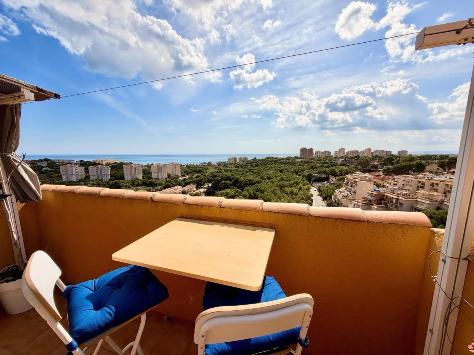 Duplex de 3 chambres à vendre à Orihuela Costa, Alicante - Image 2