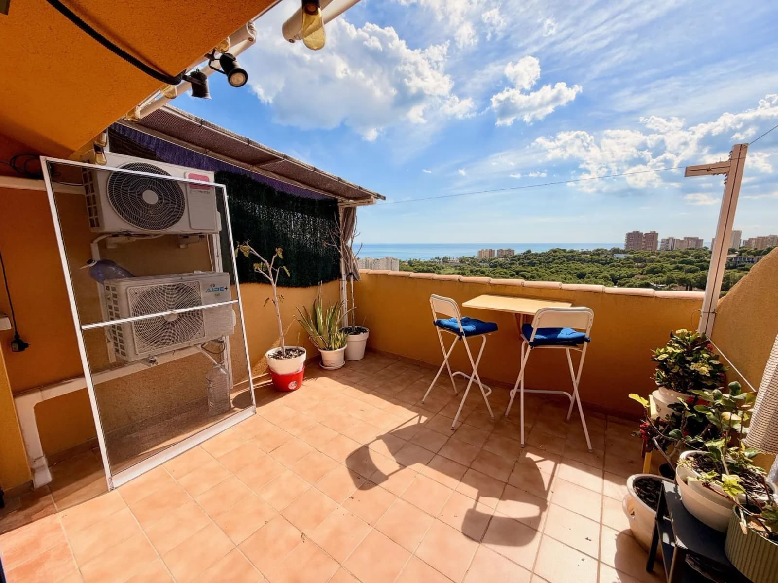 Duplex de 3 chambres à vendre à Orihuela Costa, Alicante - Image 3