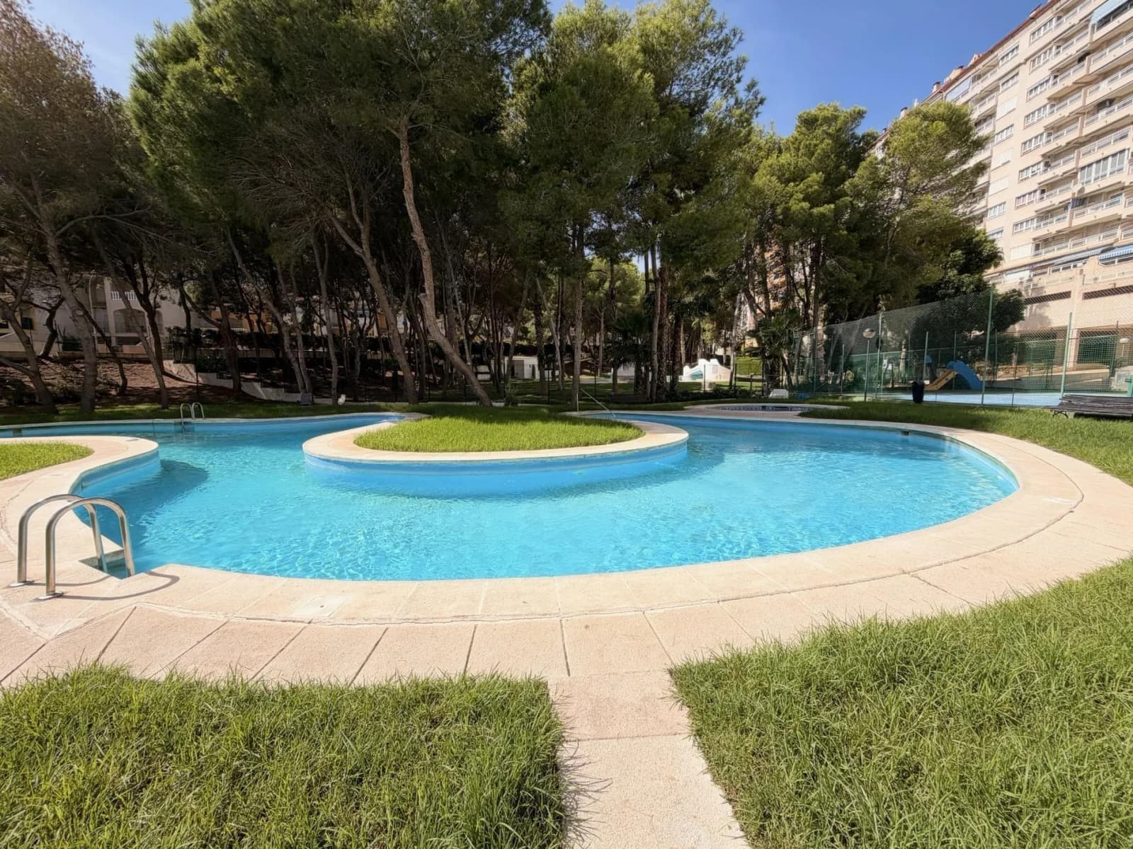 Duplex de 3 chambres à vendre à Orihuela Costa, Alicante - Image 4