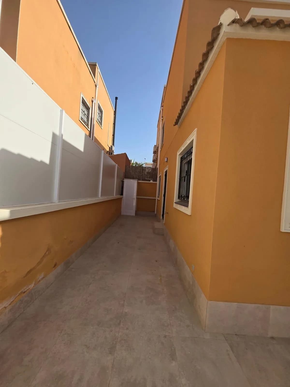 Villa de 3 chambres à vendre à Orihuela Costa, Alicante - Image 3