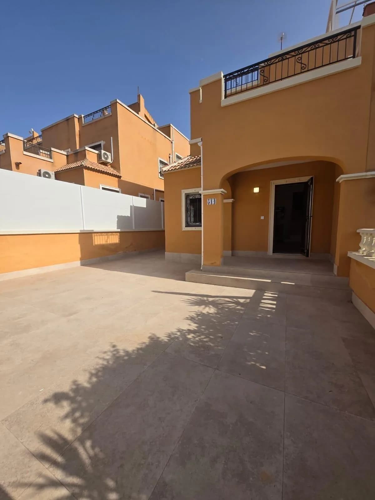 Villa de 3 chambres à vendre à Orihuela Costa, Alicante - Image 4