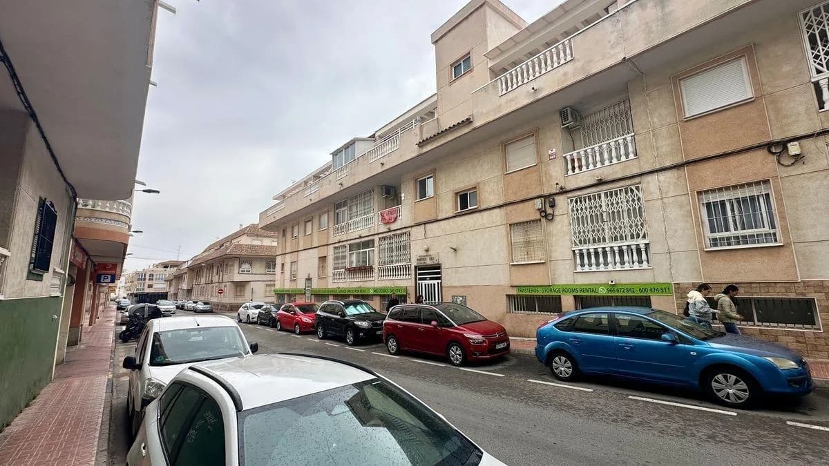 Apartment met 2 slaapkamers te koop in Torrevieja, Alicante - Image 6