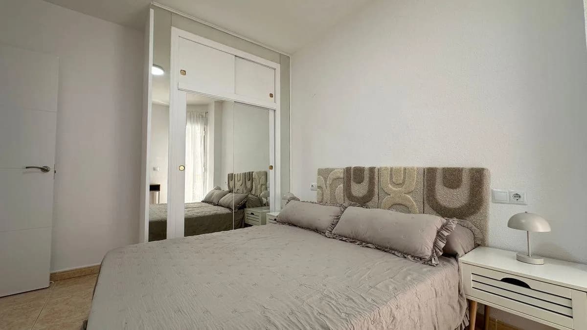 Apartment met 2 slaapkamers te koop in Torrevieja, Alicante - Image 9