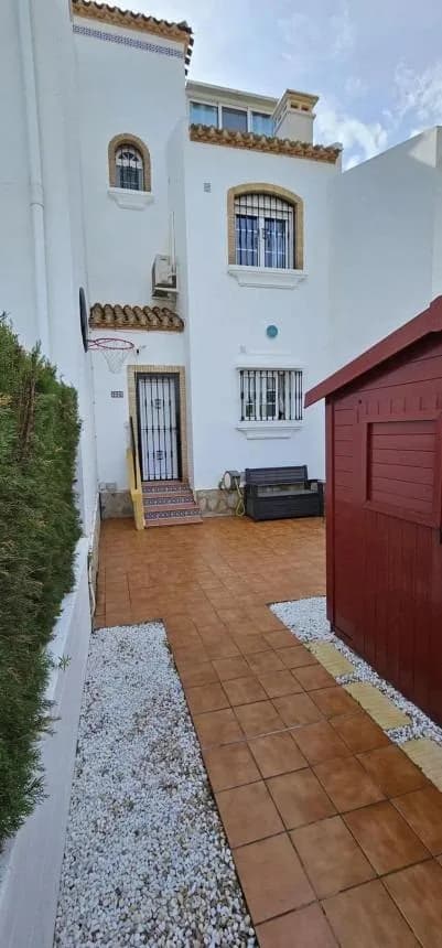 Villa de 2 chambres à vendre à Orihuela Costa, Alicante - Image 9