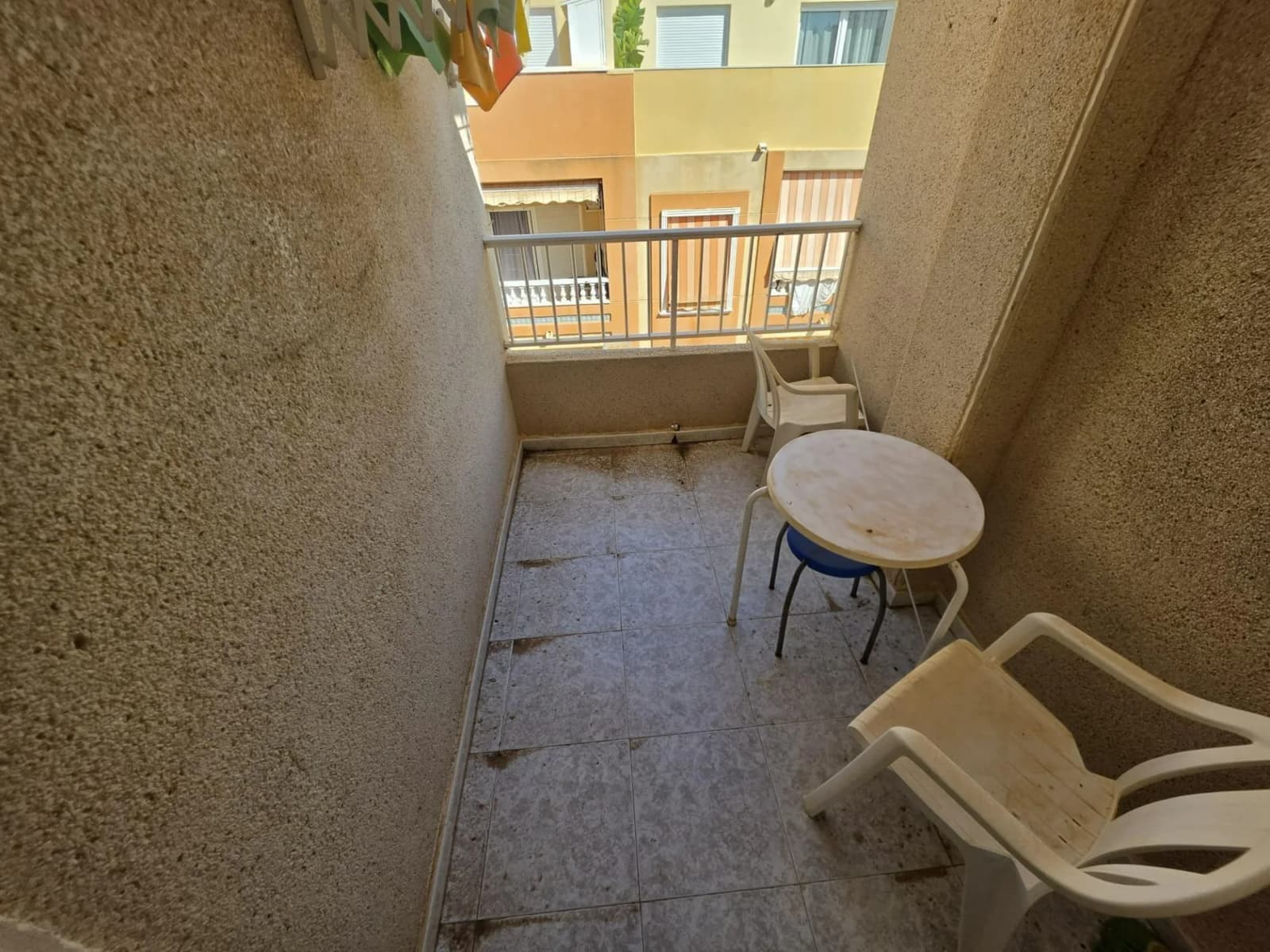 Apartment de 2 chambres à vendre à Torrevieja, Alicante - Image 2
