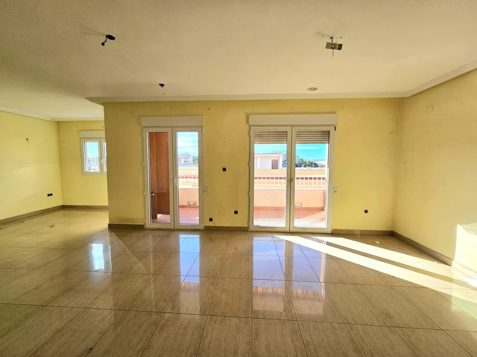 Apartment de 4 chambres à vendre à Torrevieja, Alicante - Image 7