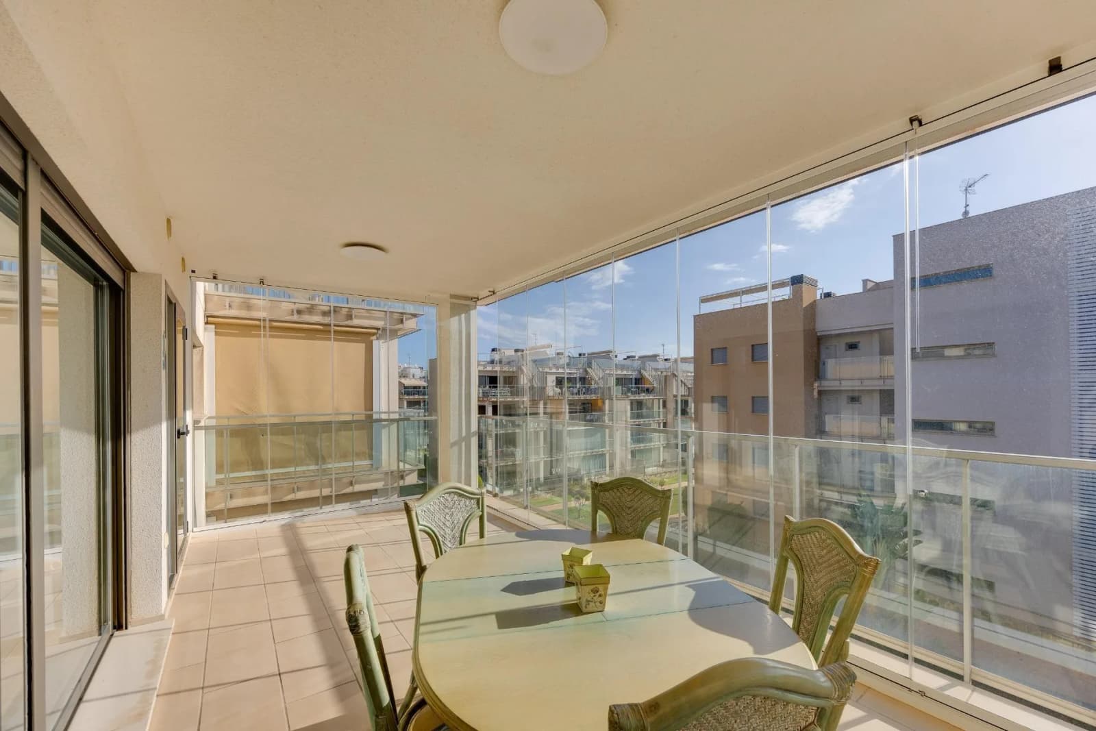 2 Bedroom Apartment for Sale in Orihuela Costa, Alicante - Image 3