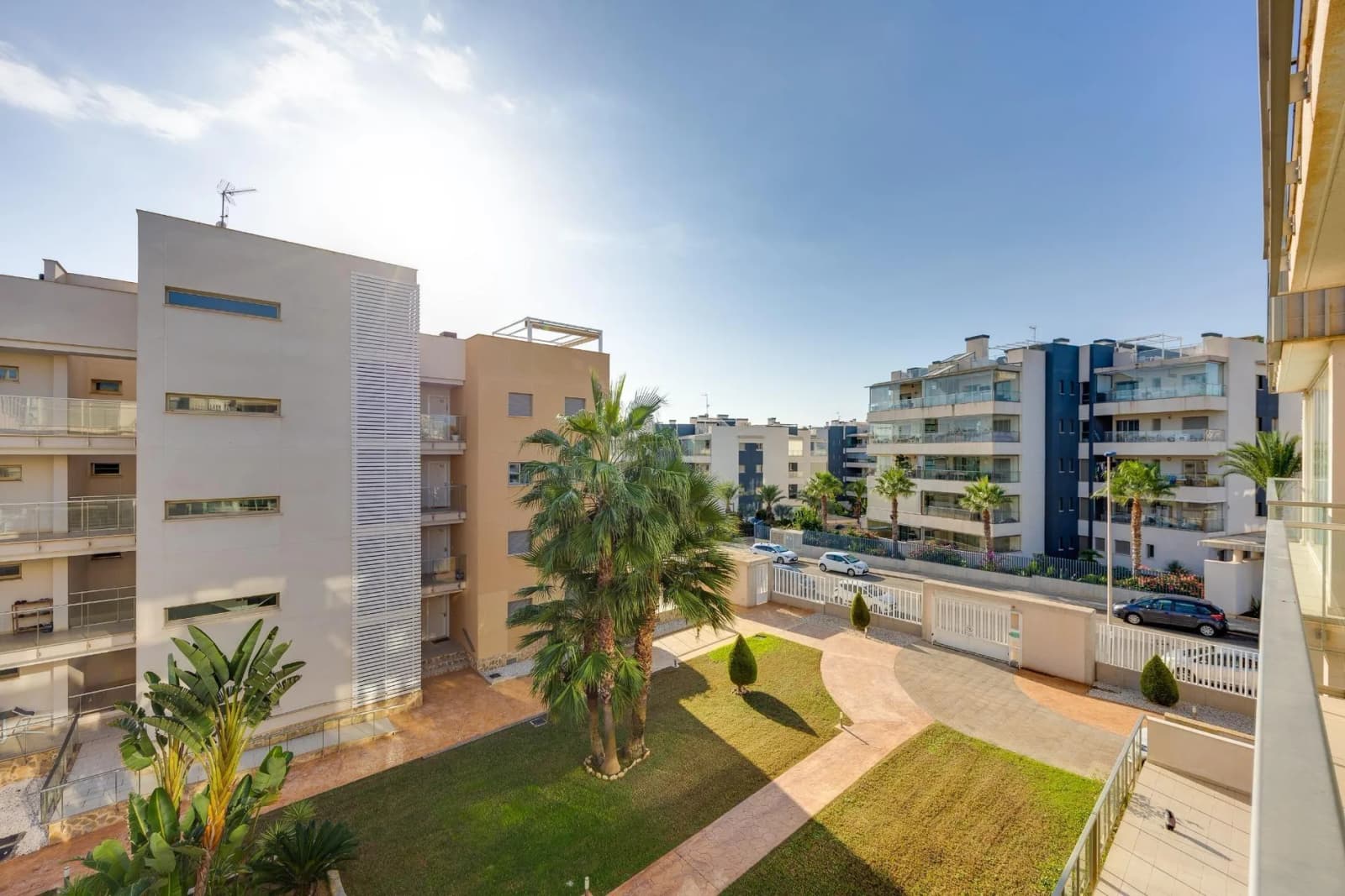 2 Bedroom Apartment for Sale in Orihuela Costa, Alicante - Image 7