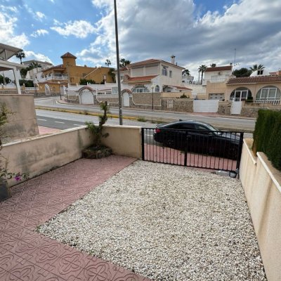 J-STS-5258, Duplex in Villa martin