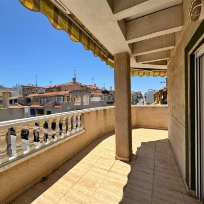 j-JJ 1186, top floor 500 m from the beach