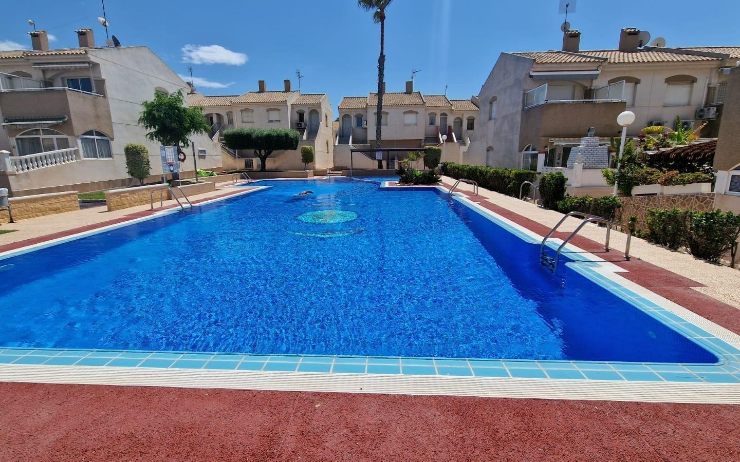 top floor bungalow with pool