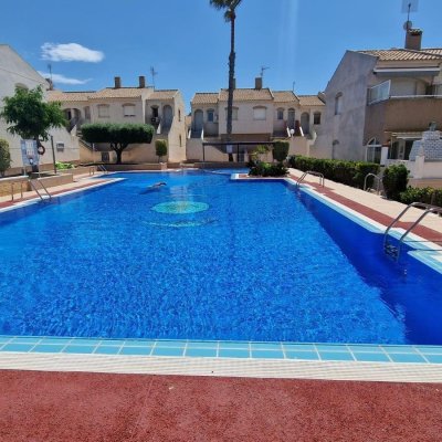 Alex 003, top floor bungalow with pool