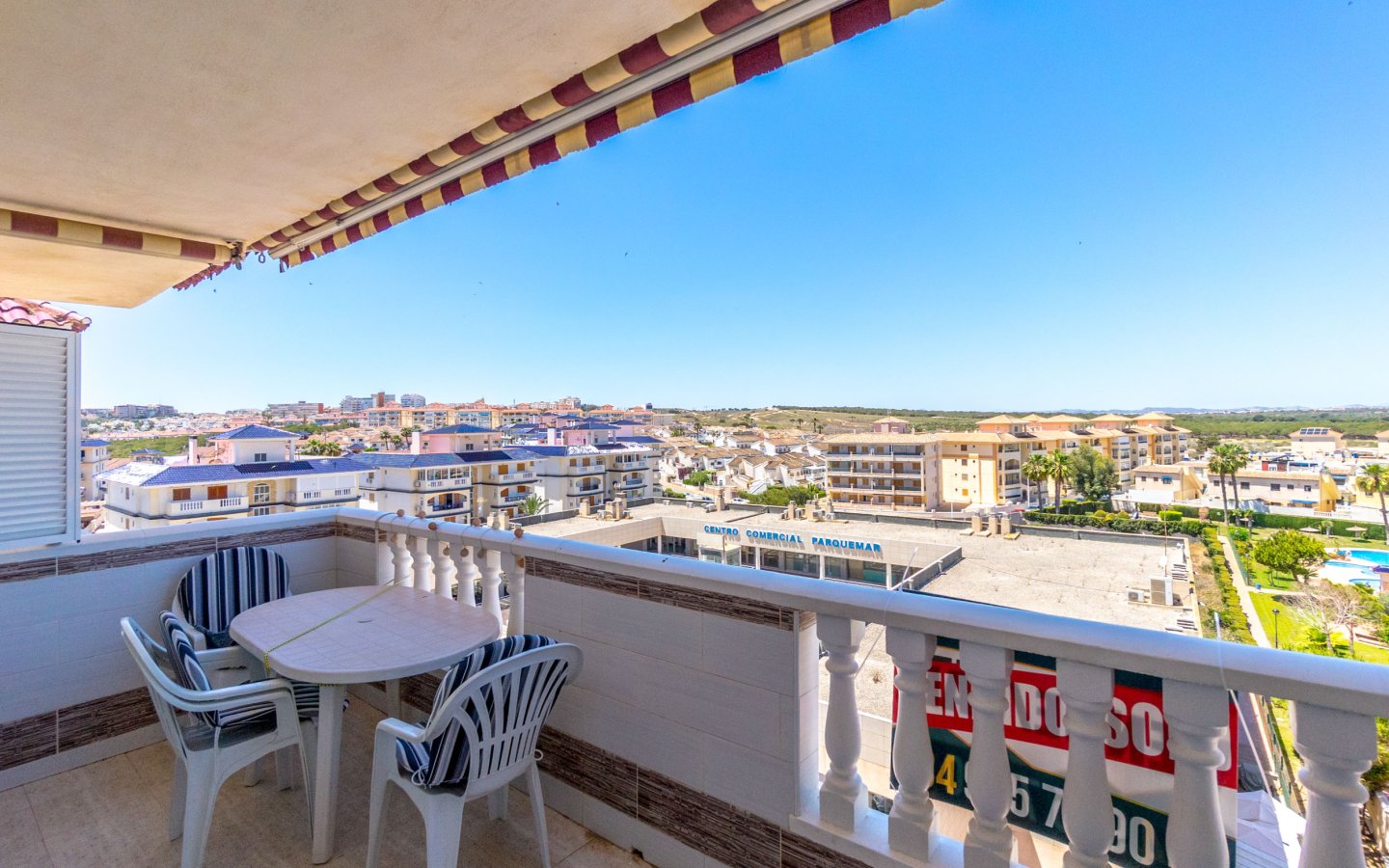Balcony_2