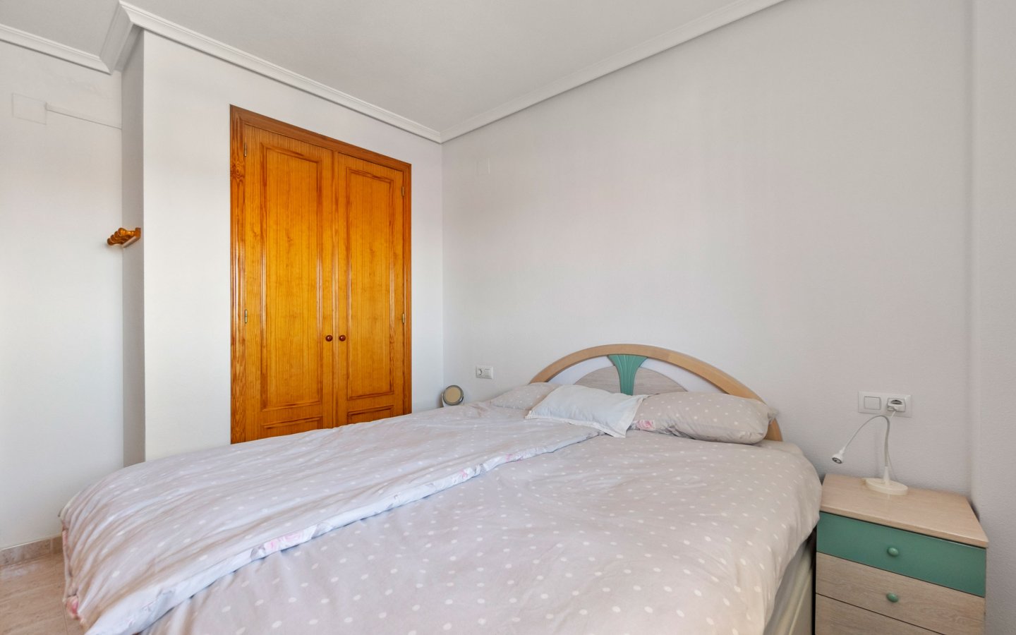 Bedroom_1