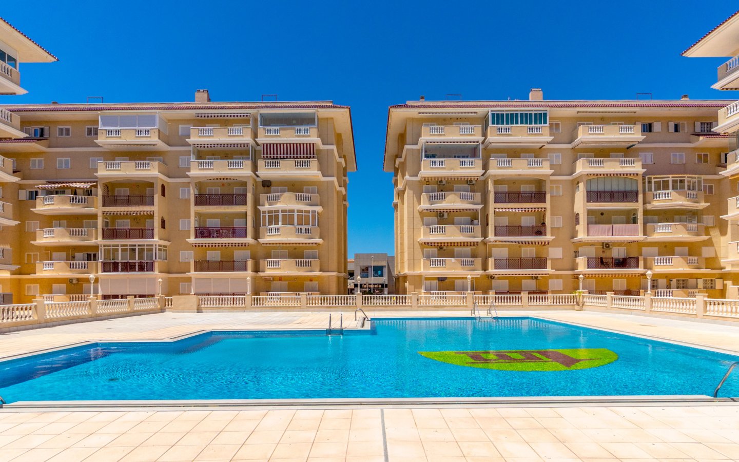 Swimming pool_4