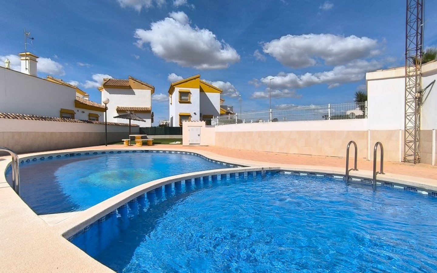 Detached Villa in Gurdamar El Raso