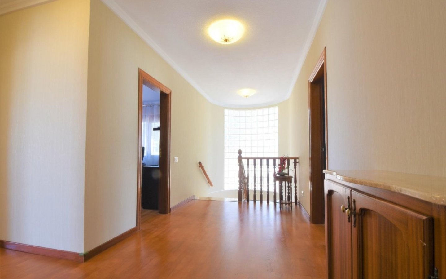 full_1464916_64812032 full_1464916_64812032