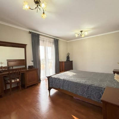 full_1464916_64811972