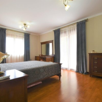 full_1464916_64812028