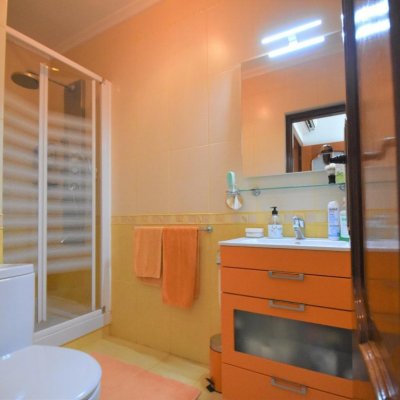 full_1464916_64812029