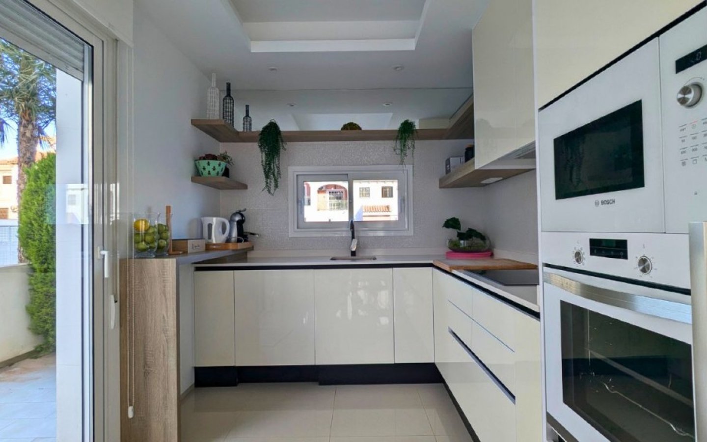 full_1408686_63507629