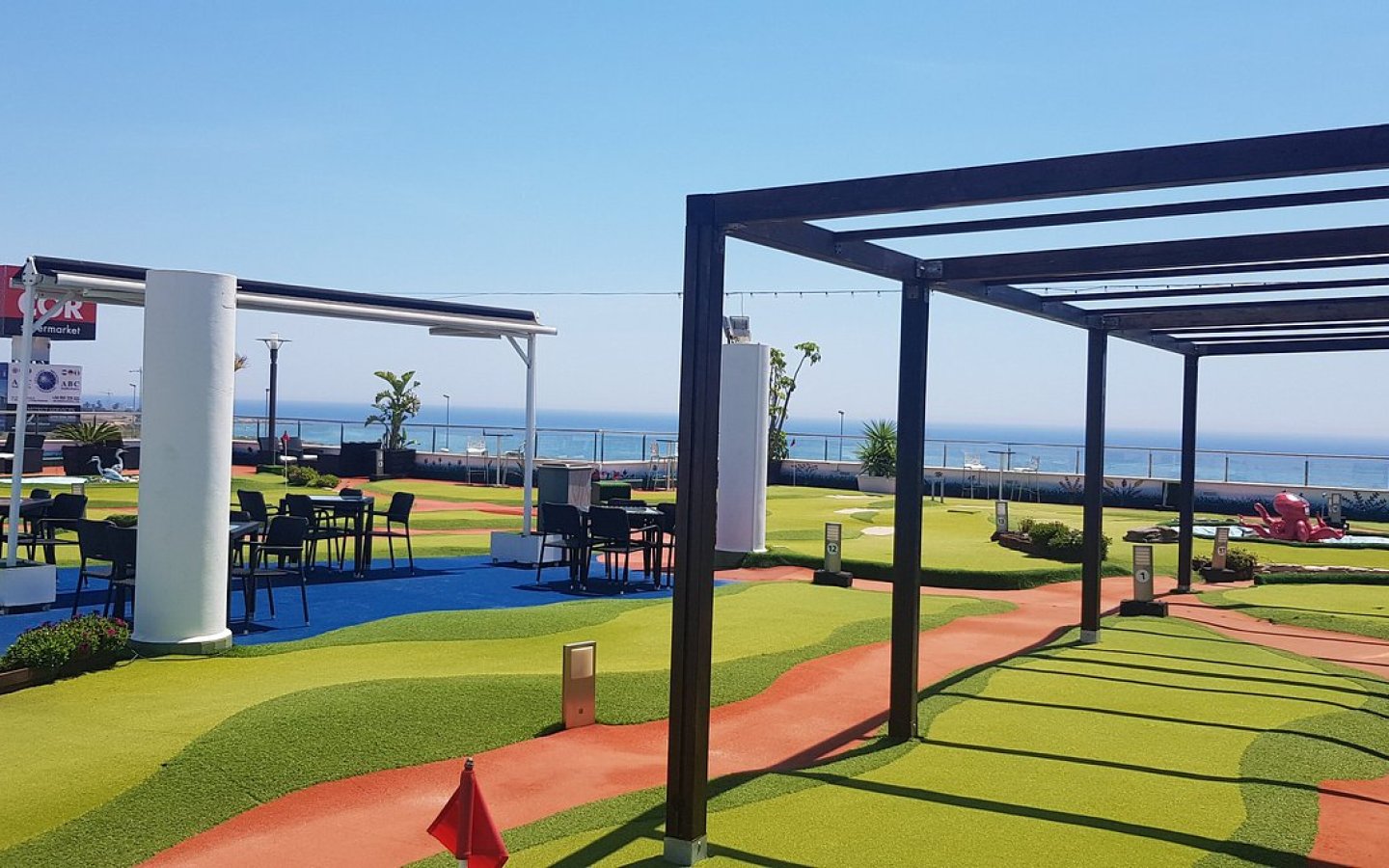 minigolf-viewgood-vibes